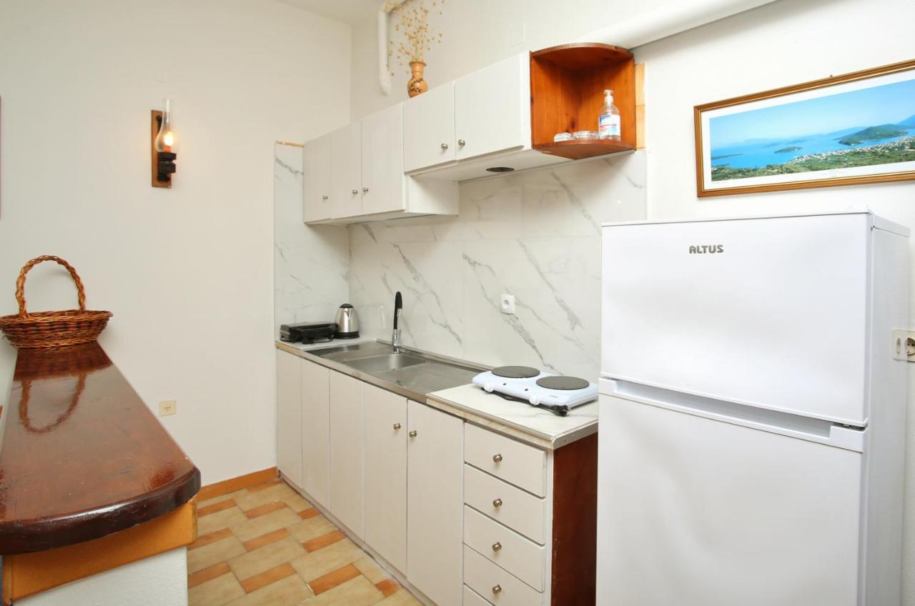 Glaros Apartments ニドリ エクステリア 写真