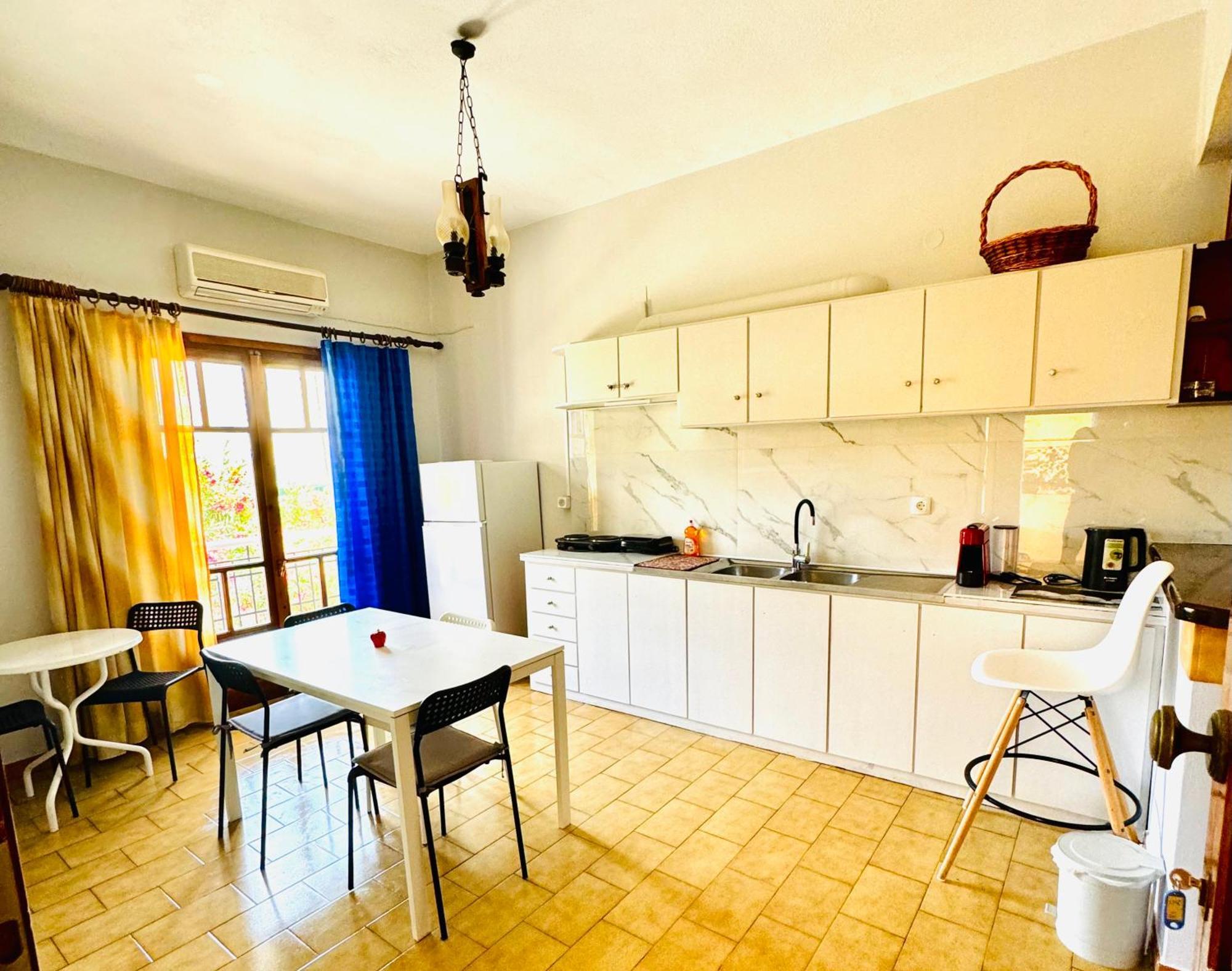 Glaros Apartments ニドリ エクステリア 写真